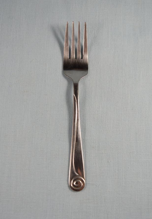 Farberware Stainless China Swirl 1 Salad Fork 6 1/4"