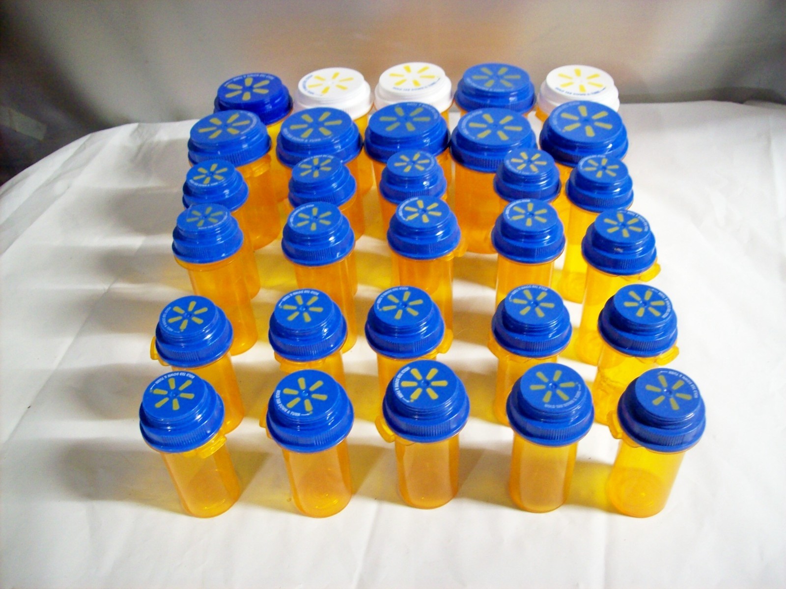 30 Empty Pill Bottles Clear Amber Walmart Push Tabs Crafts-Fishing-Storage-Hobby