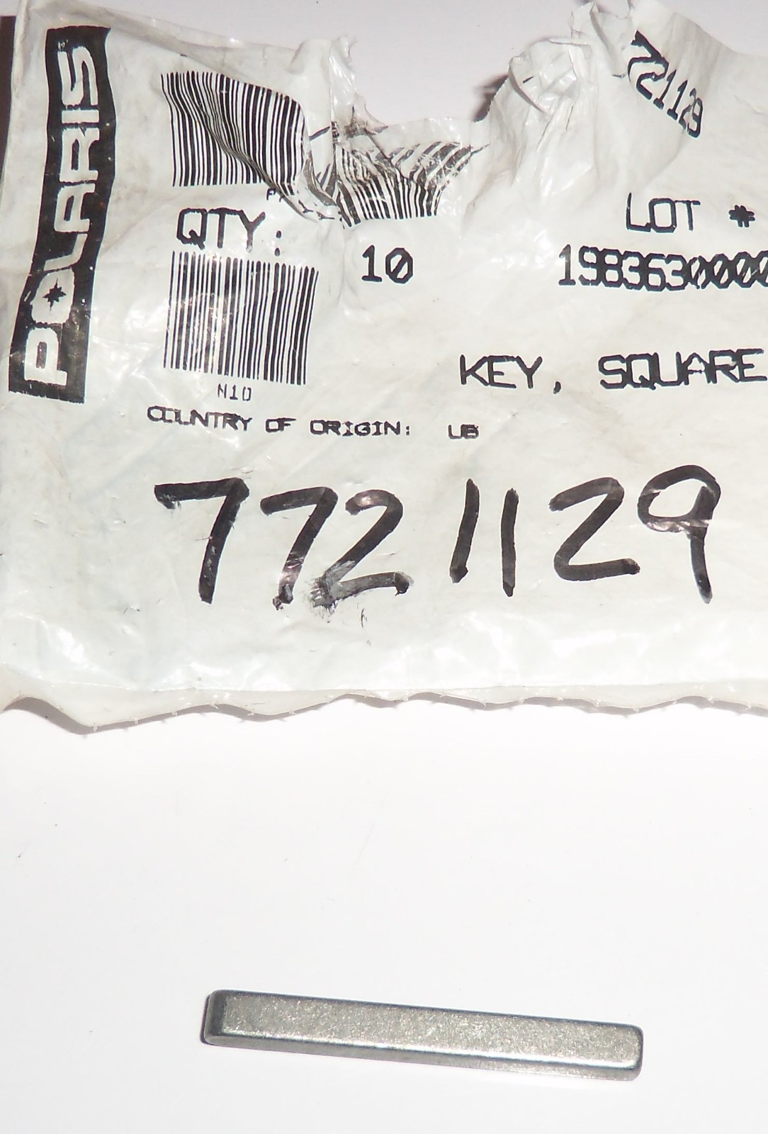 POLARIS PURE OEM NOS SNOWMOBILE DRIVEN CLUTCH KEY 3/16X3/16X1.68	7721129