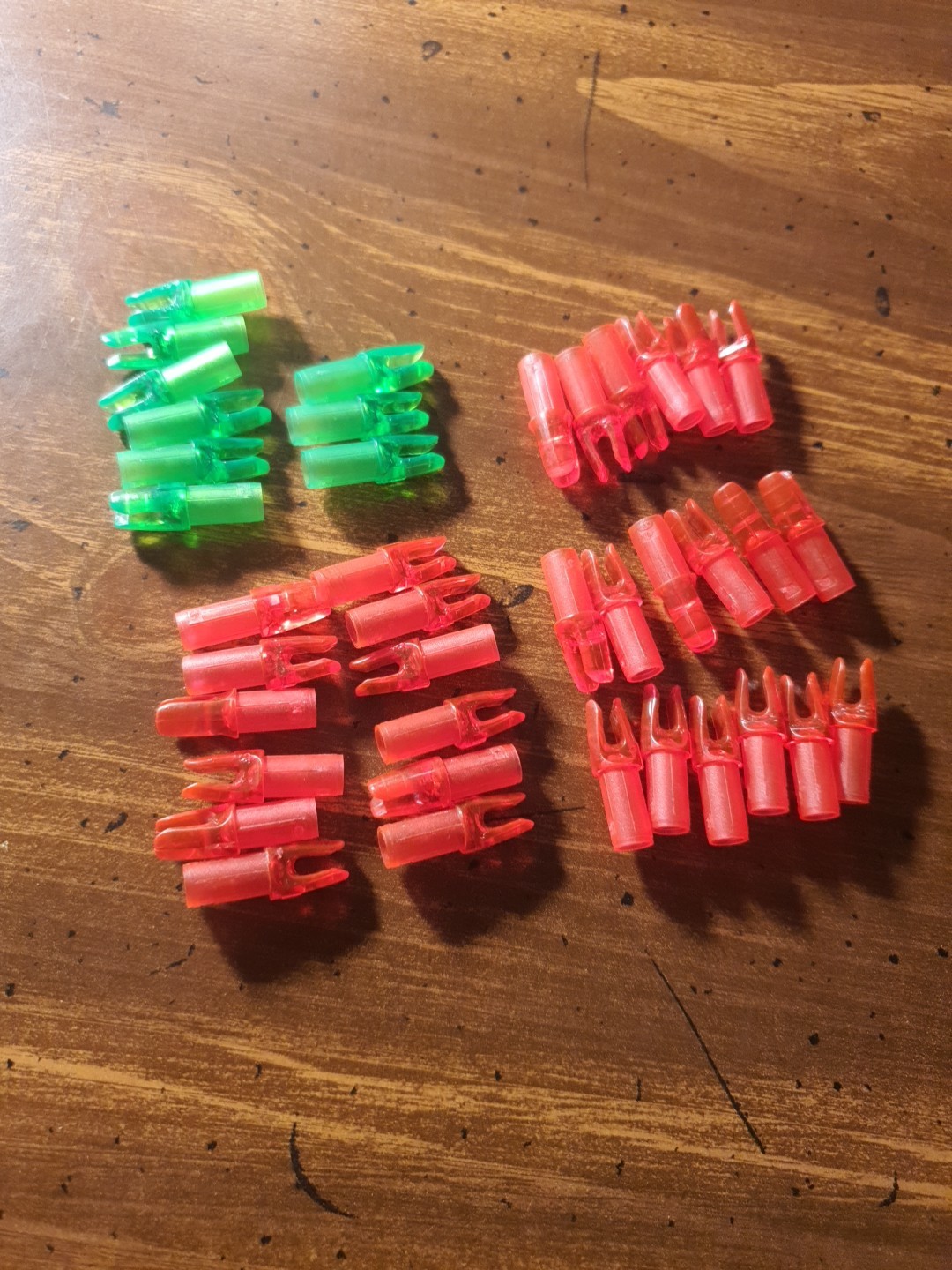 Easton Archery Microlite Red And Green Nocks Closeout Lot  (39)