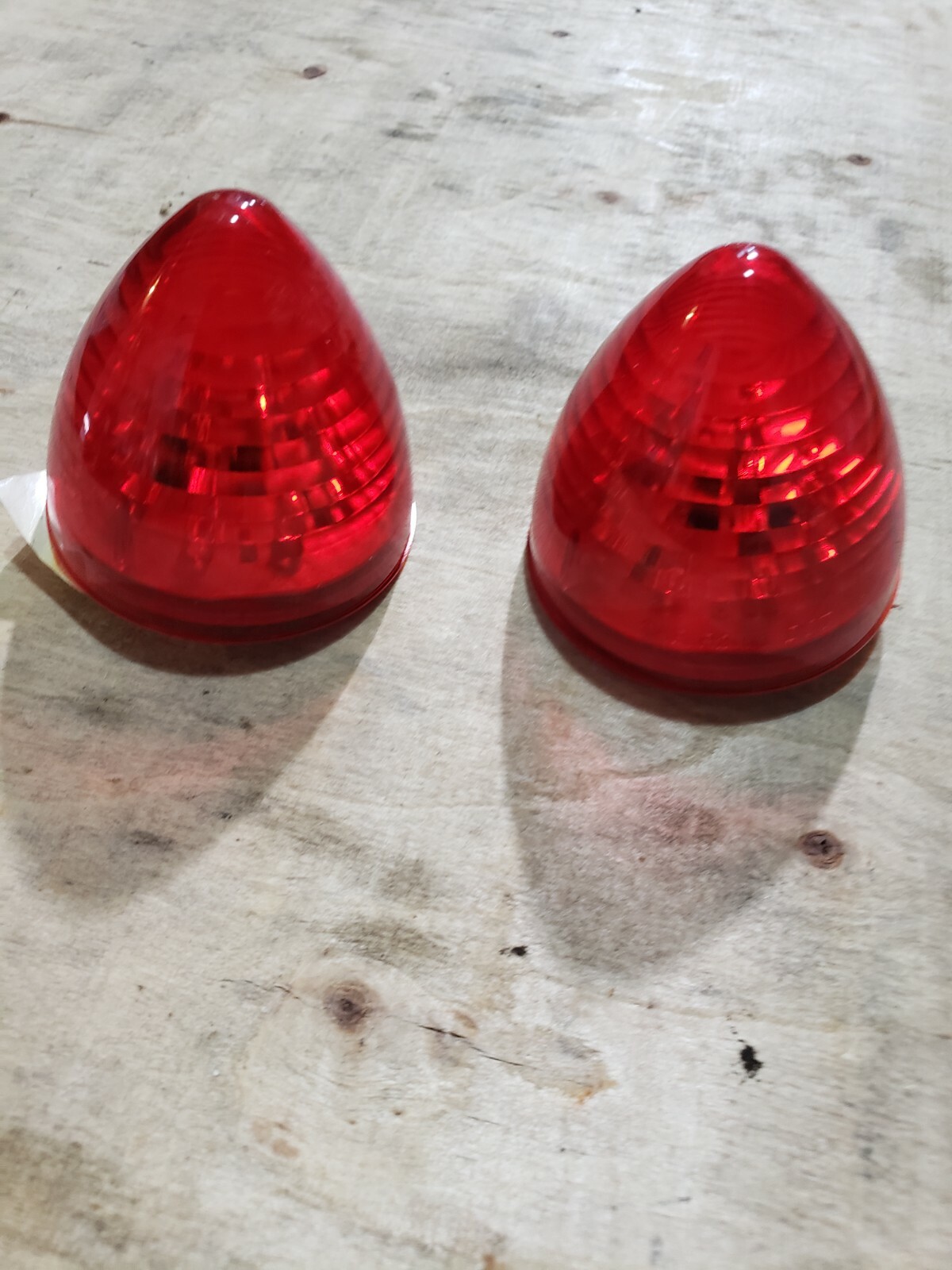 QTY of 2***Optronics MCL23RB Marker Clearance Light Beehive Red 2.5” Submersible