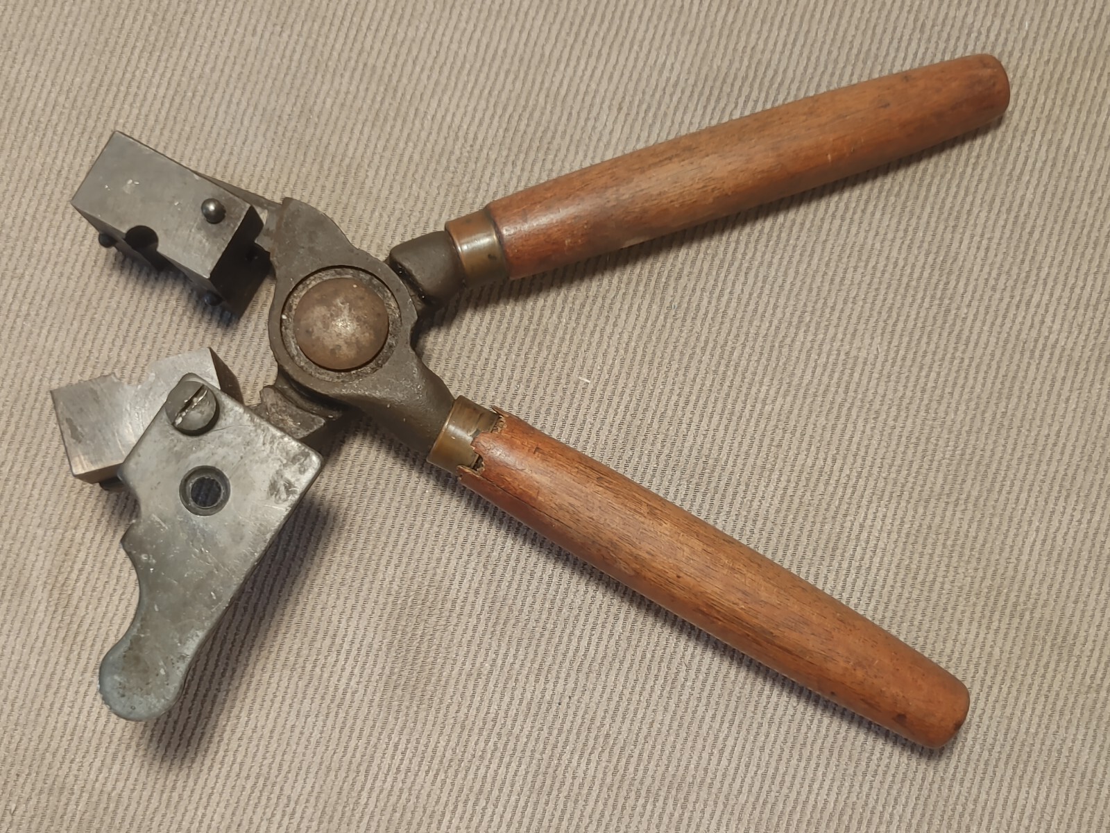 Vintage Antique #33 IDEAL Bullet Mold Tool #575-494-160