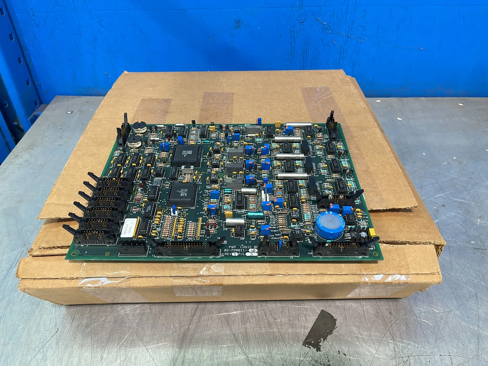 LIEBERT EMERSON PWA LOGIC BOARD 02-790811-10