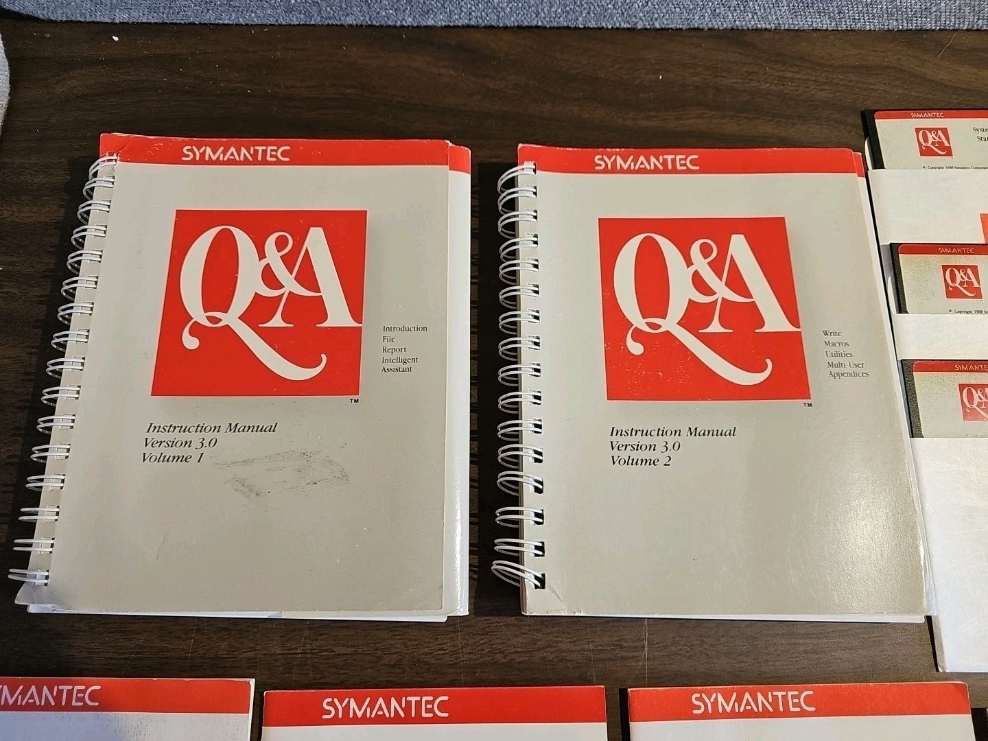 Vintage software set for Symantec Q&A Version 3.0 Manuals + Disks