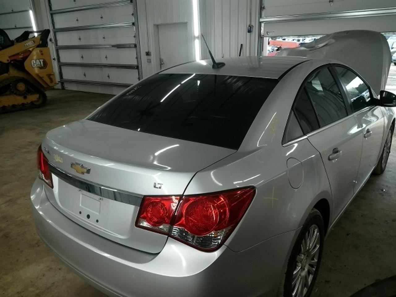 CRUZE 2013 Antenna 104797551