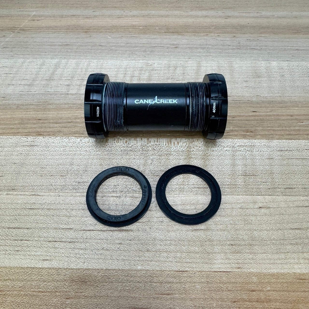 Light Use! Cane Creek Hellbender 70 BSA DUB Threaded Bottom Bracket 97g