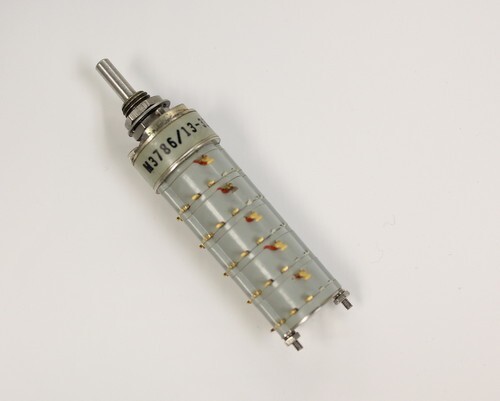 M3786/13-3314 Grayhill Rotary Switch Flatted Shaft Solder Lug