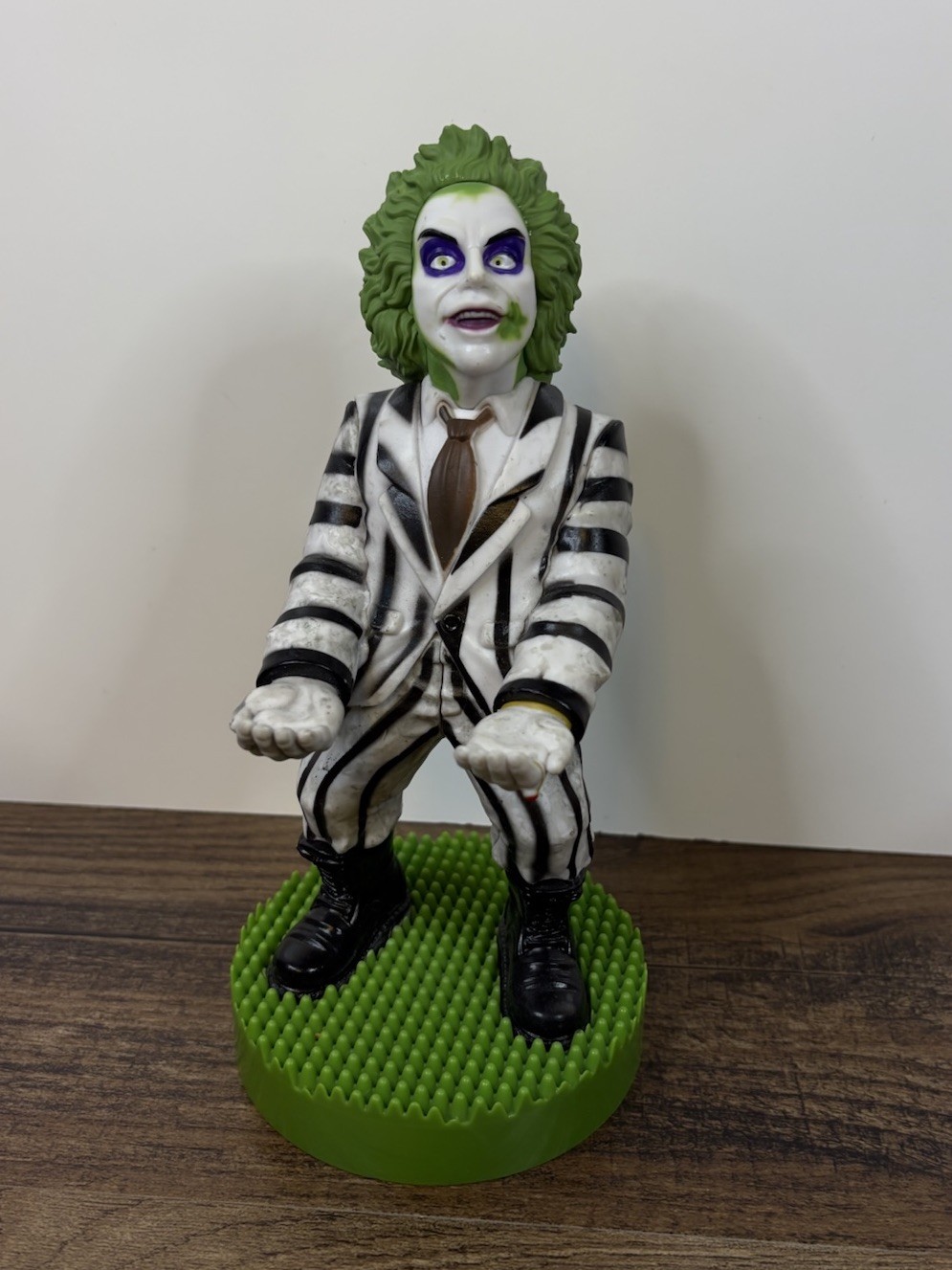 Beetlejuice Cable Guys Original Phone & Game Controller 8.5” Holder Stand