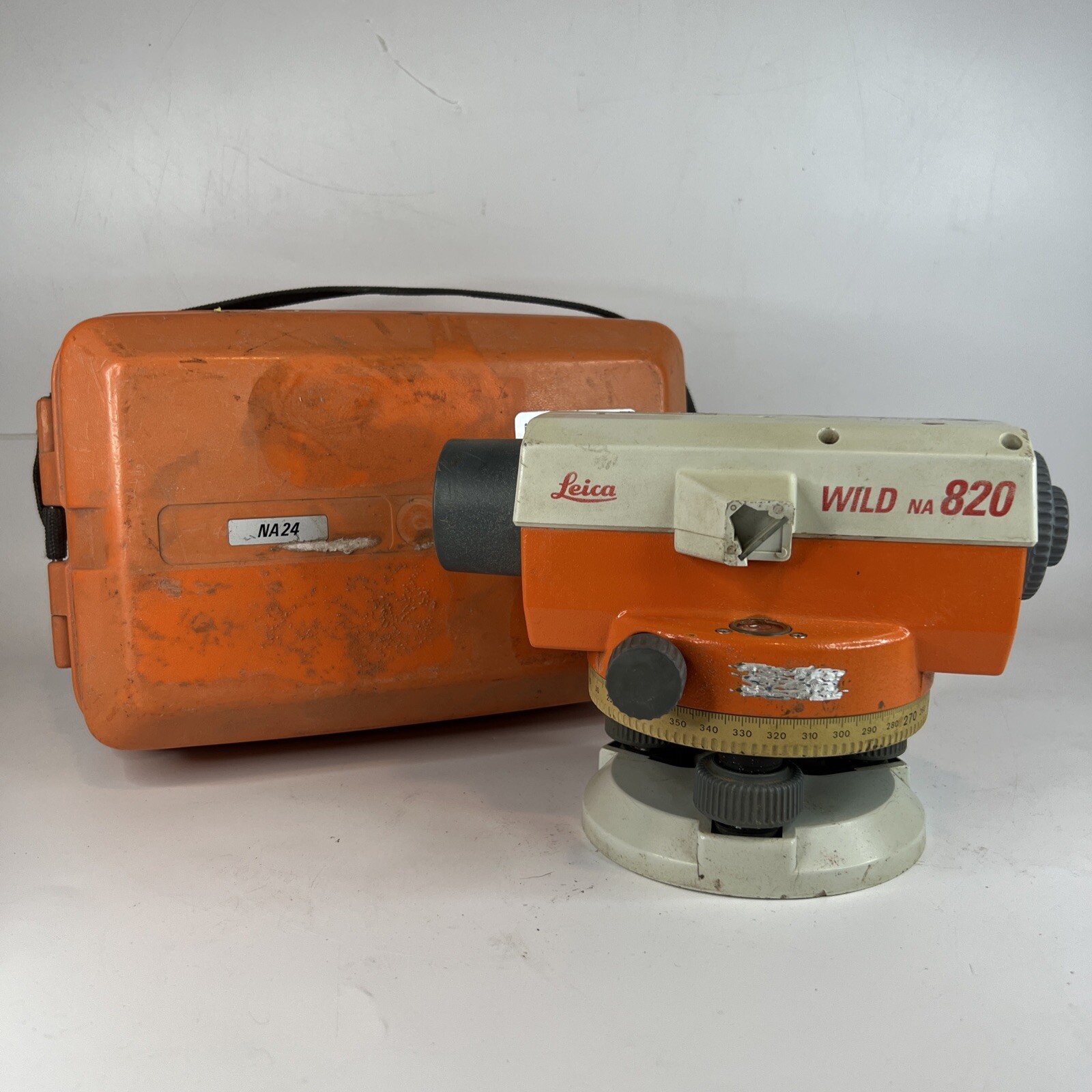 Leica Wild Heerbrugg NA 820 Automatic Optical Level