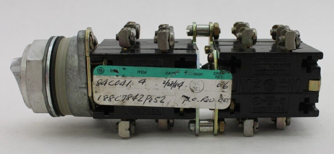 GE 188C7842P052 Selector Switch