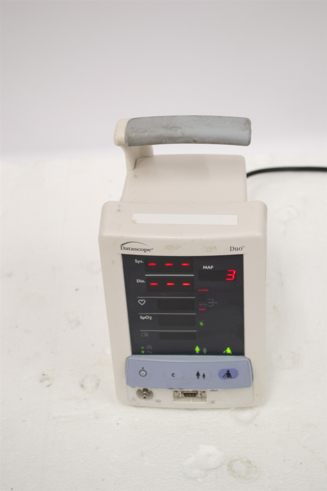 Datascope Duo 0998-00-0205-04A Patient Monitor (S18-0)