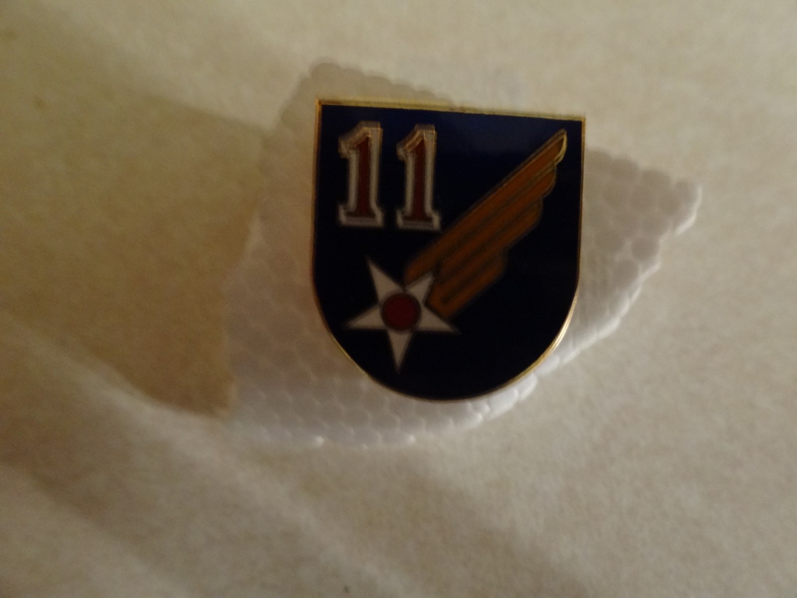 MILITARY INSIGNIA CREST HAT PIN MINI BADGE 11TH US AIR FORCE