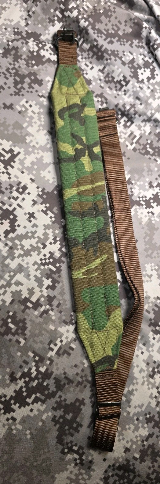 VINTAGE WOODLAND CAMO SHOTGUN SLING WITH SWIVELS RIFLE MUZZLELOADER SLING
