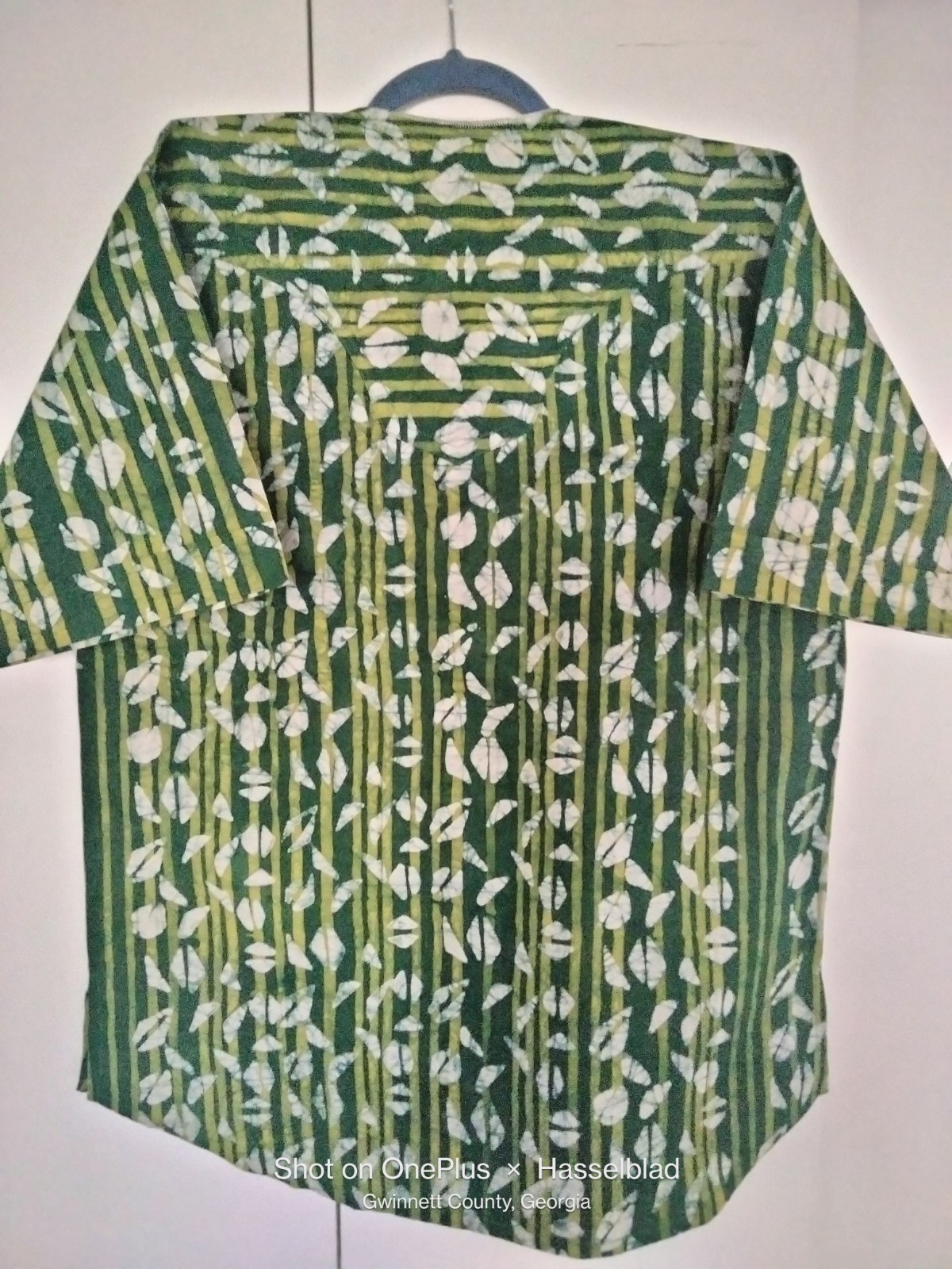Men African Top With Two Front Pockets.