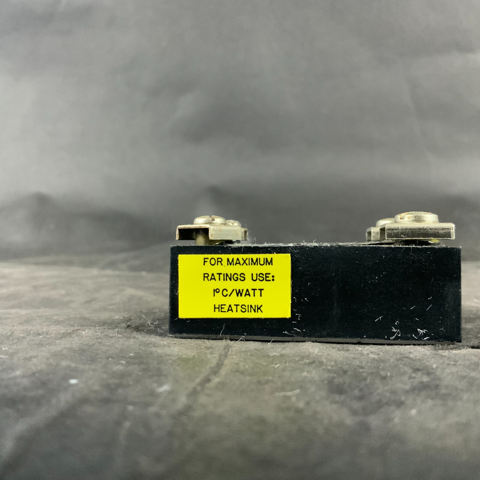 GORDOS ARKANSAS G120D10 SOLID STATE RELAY ($15 OBO)