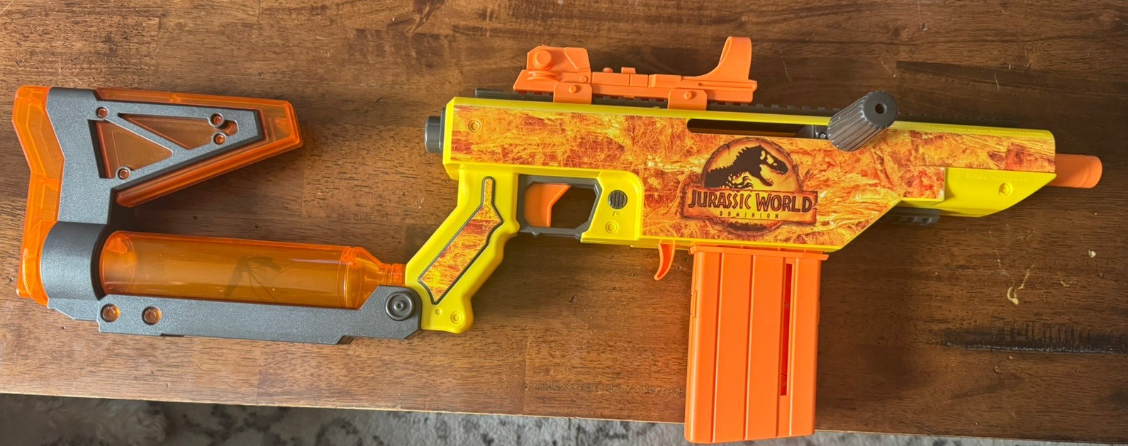 Jurassic World Adventure Force Tactical Strike Pro Tranquilizer Dart Blaster