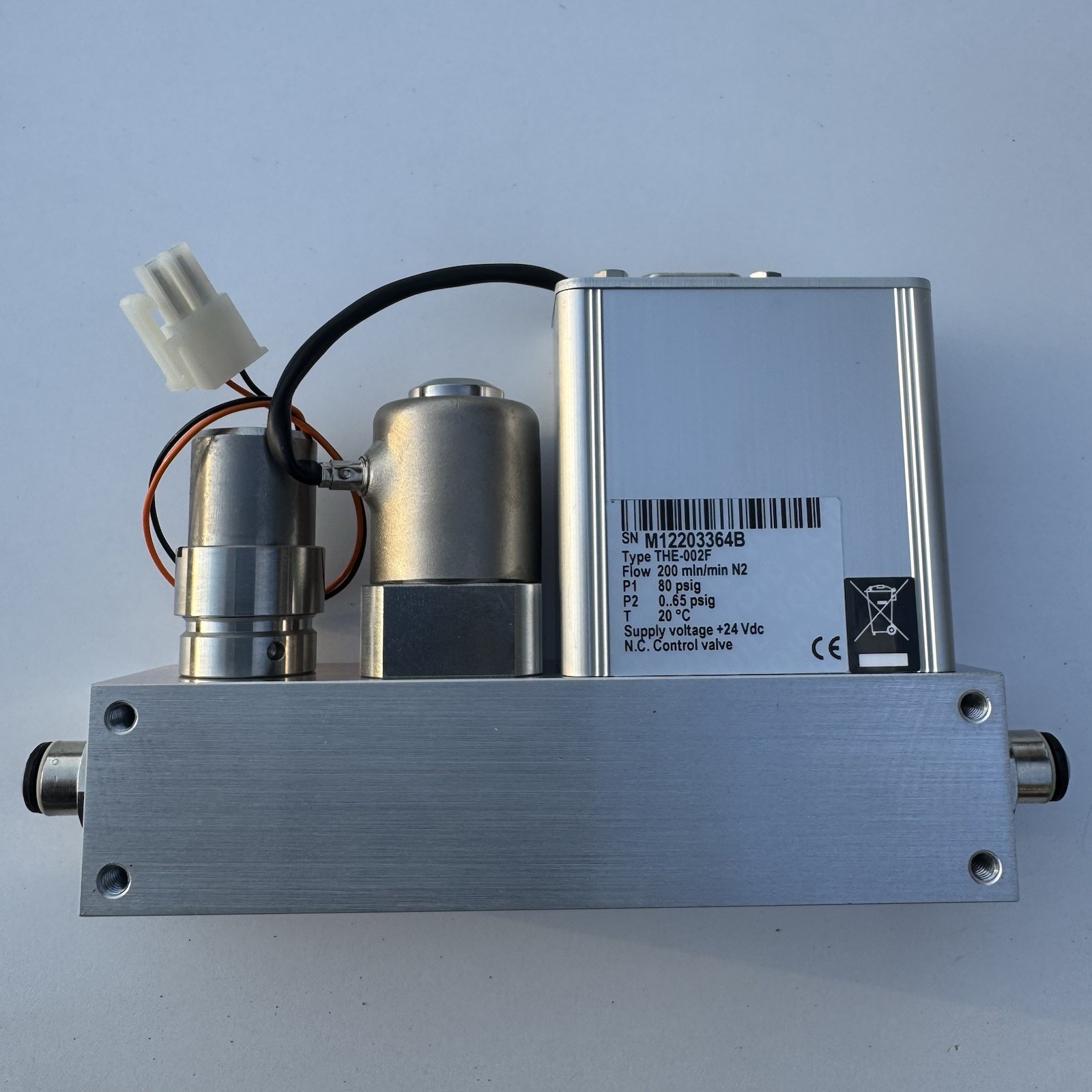 Bronkhorst THE-002F Mani-Flow Mass Flow Controller 200 ml/min N2 24V
