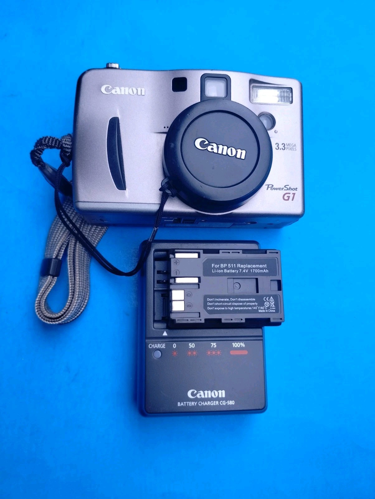CANON PowerShot G1 3.3MP Digital Camera w /Battery & Charger,