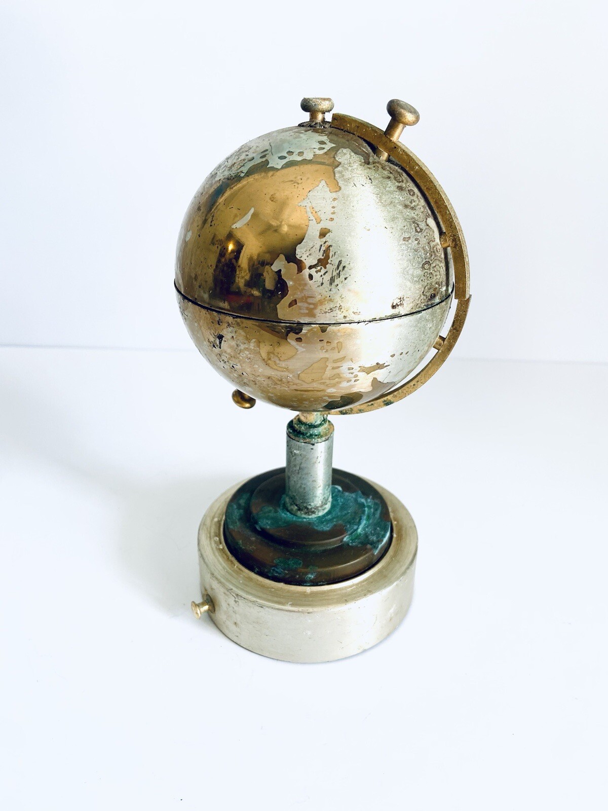 VTG Mixed Brass Metal Globe Spins On Metal Base Steampunk Art Deco  7.5”H