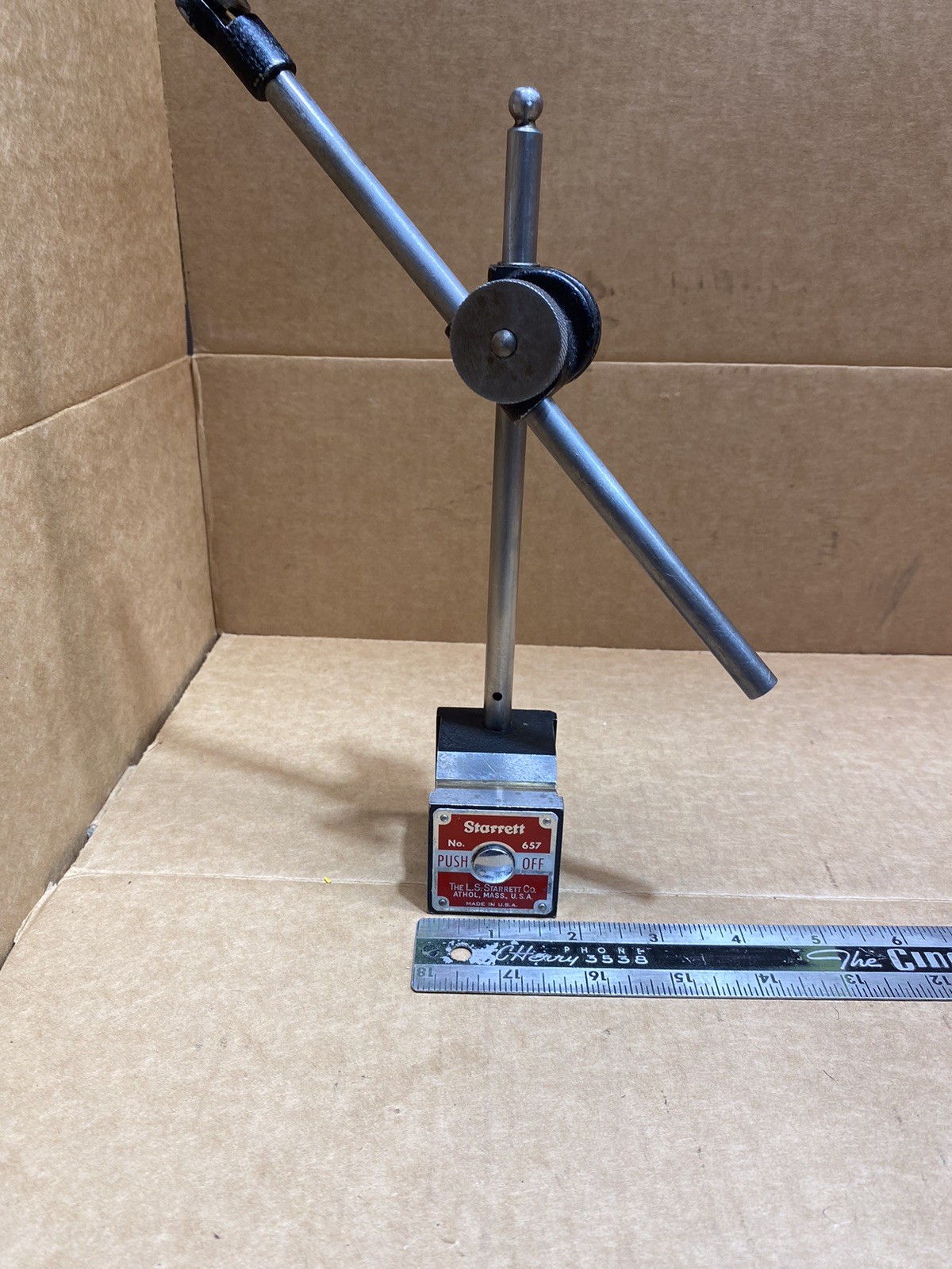 STARRETT 657 Magnetic Base Indicator Positioner & Holder Machinist