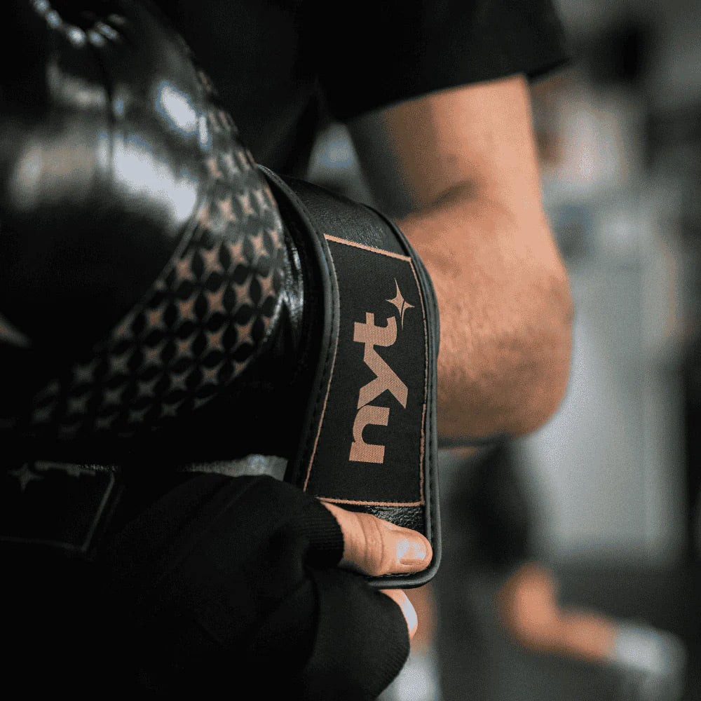 NYT Star Boxing Gloves Black/Sand