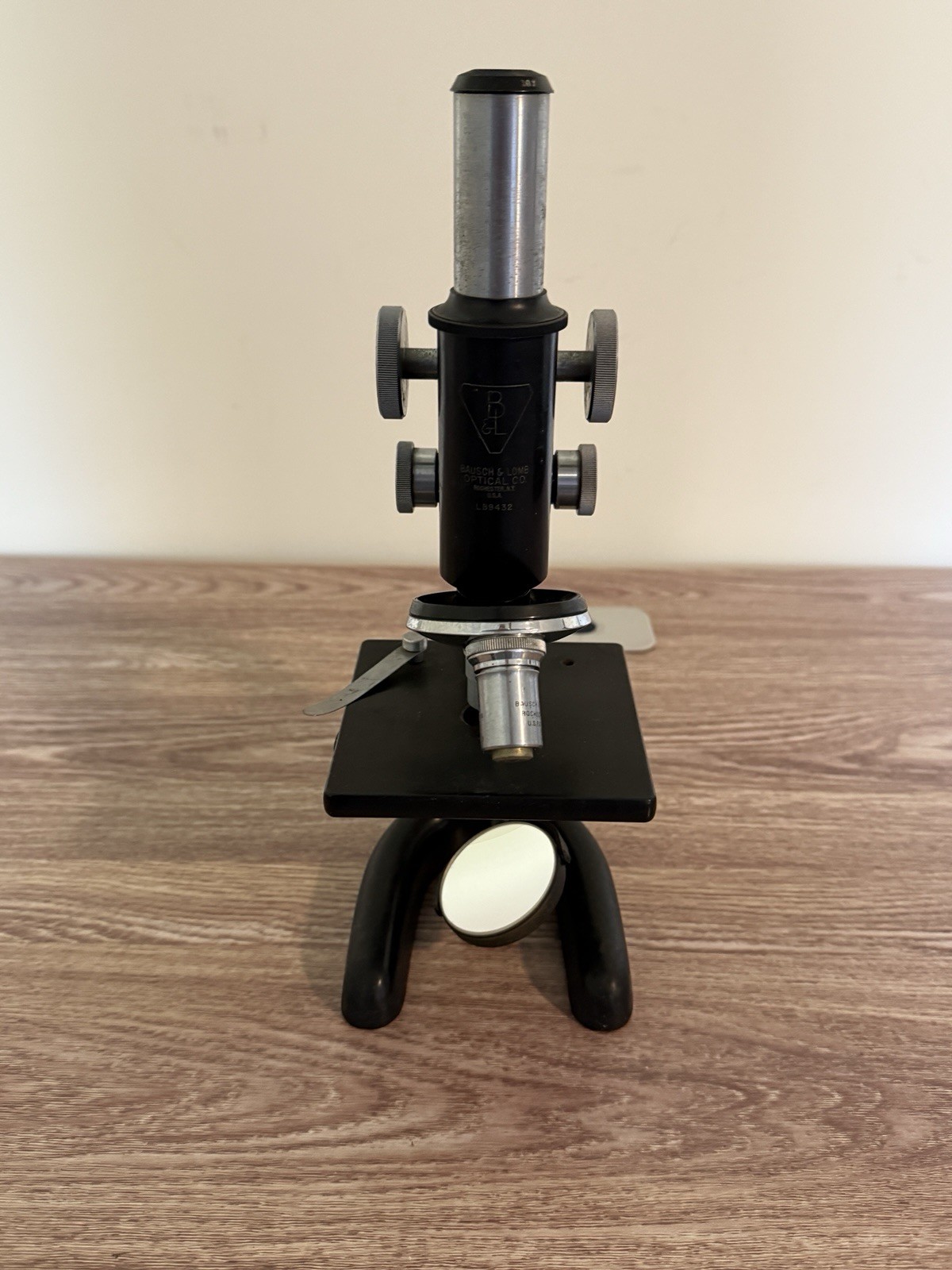 VINTAGE  BAUSCH  &  LOMB  OPTICAL  CO.  MICROSCOPE LB8432 - For Parts