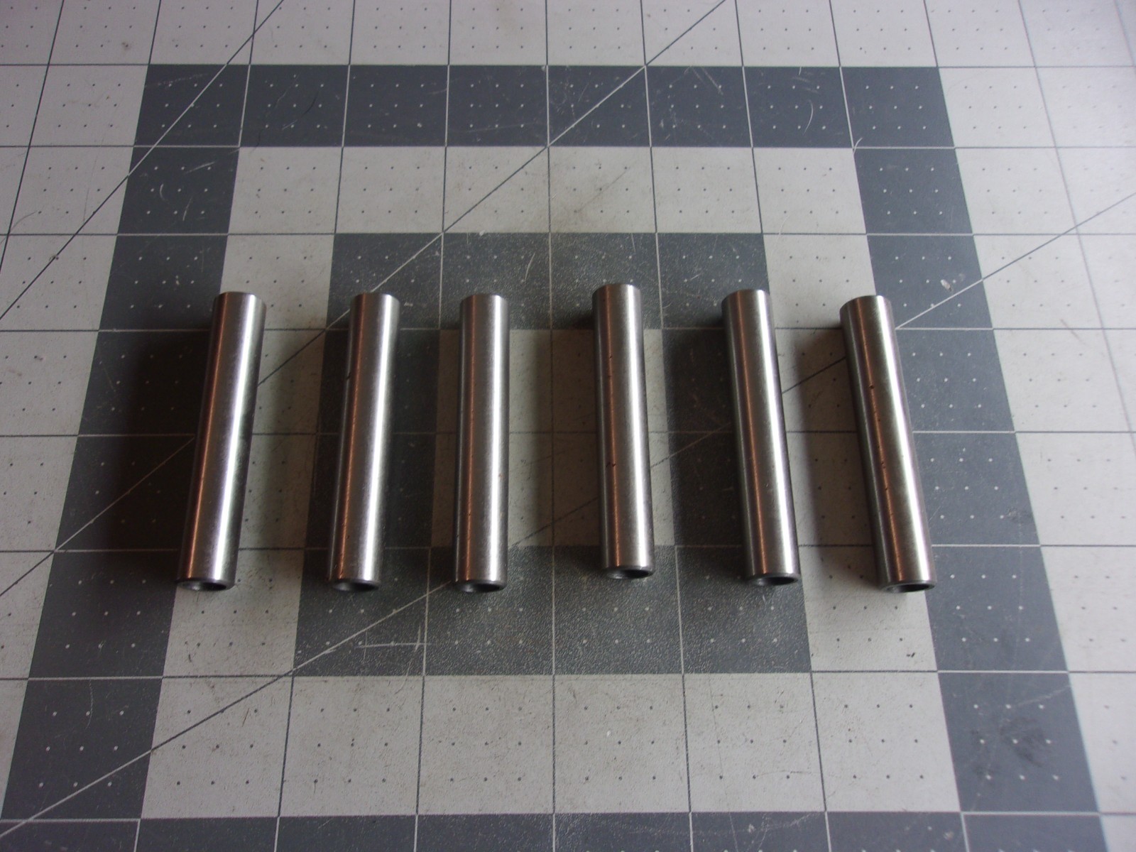 SBI 140-8277 (6) Valve Guides 3906206 Cummins 4B 4BT 6B 6BT S4D102E SA4D102E