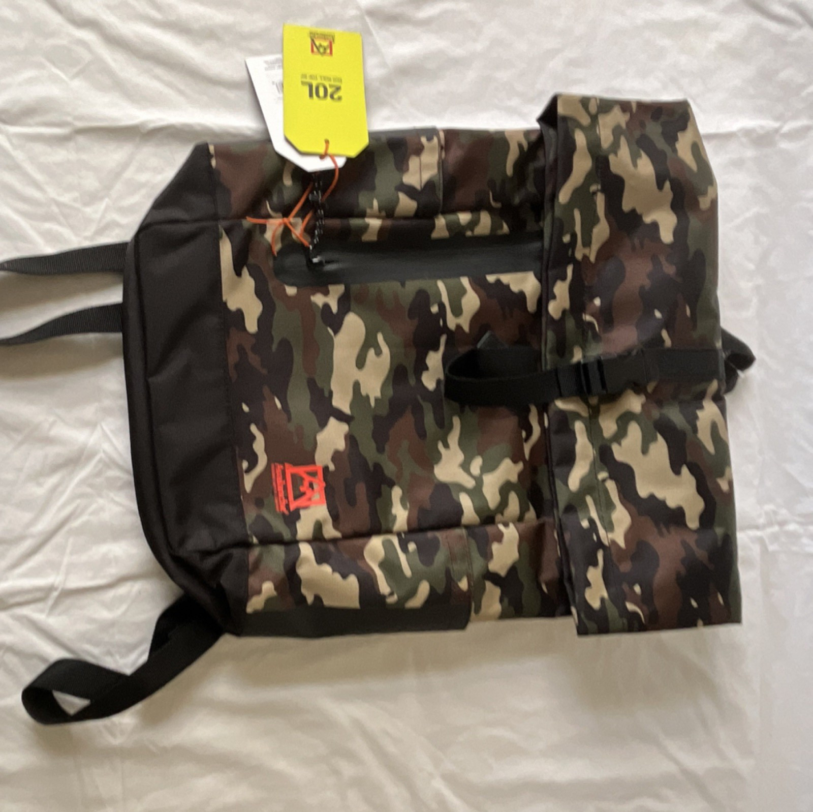 Avalanche Eco Roll Top BP 20L Camouflage Hiking Backpack, Padded Straps