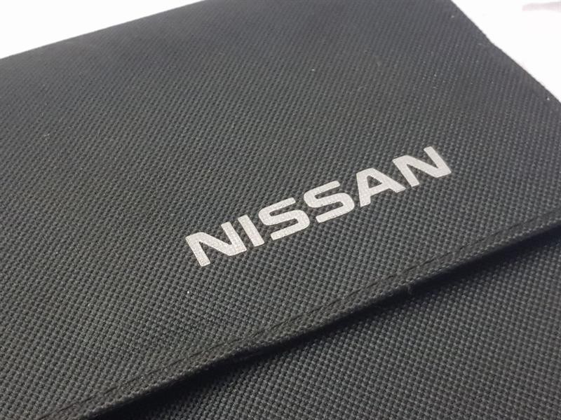 2017 NISSAN LEAF OWNERS MANUAL BOOK