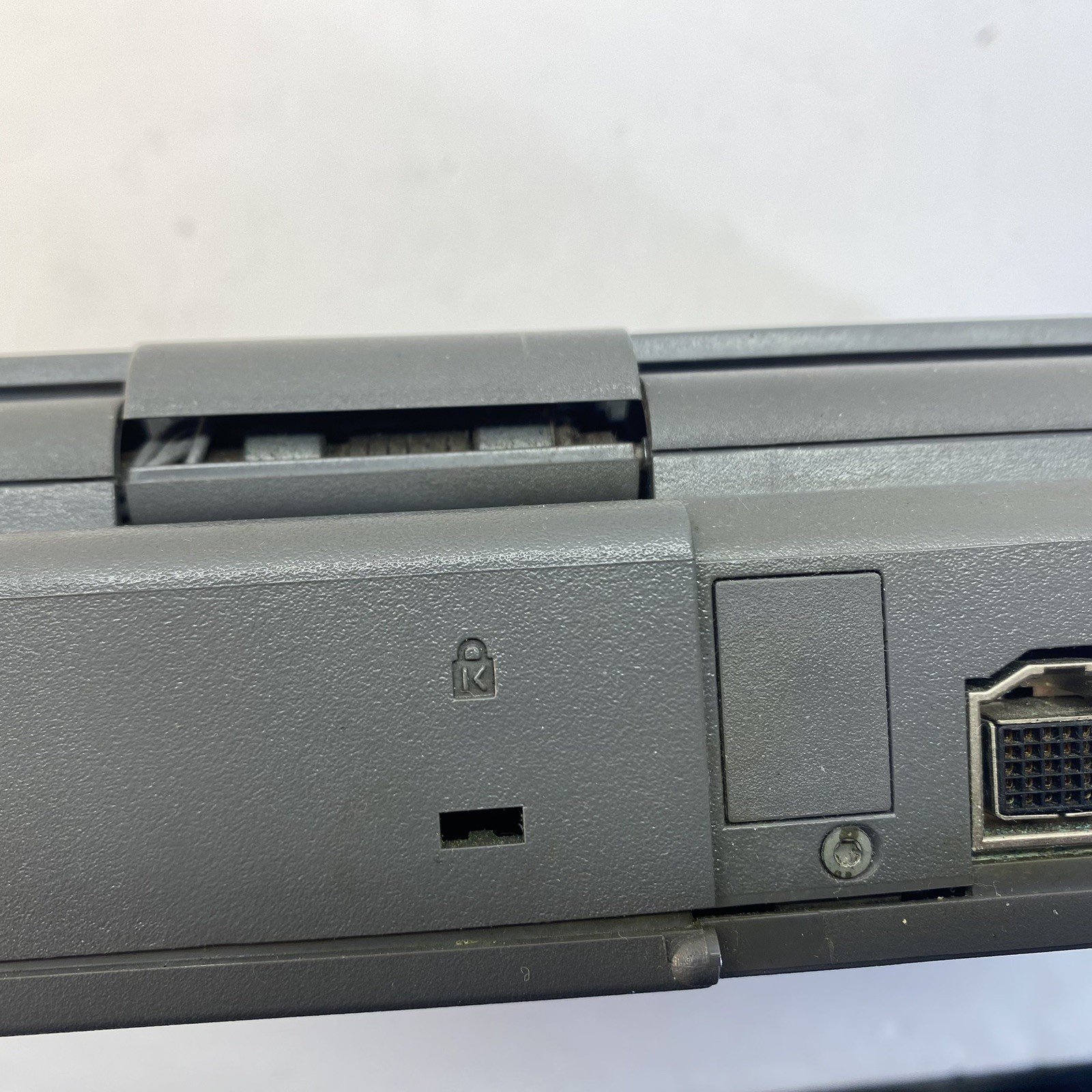 Macintosh PowerBook 180c Bundle- Zoom Modem, Video Cable, Case, Manuals - AS IS
