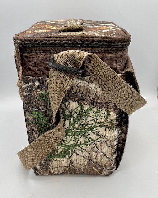 Igloo Realtree Camouflage Soft-Side Cooler Bag NWT