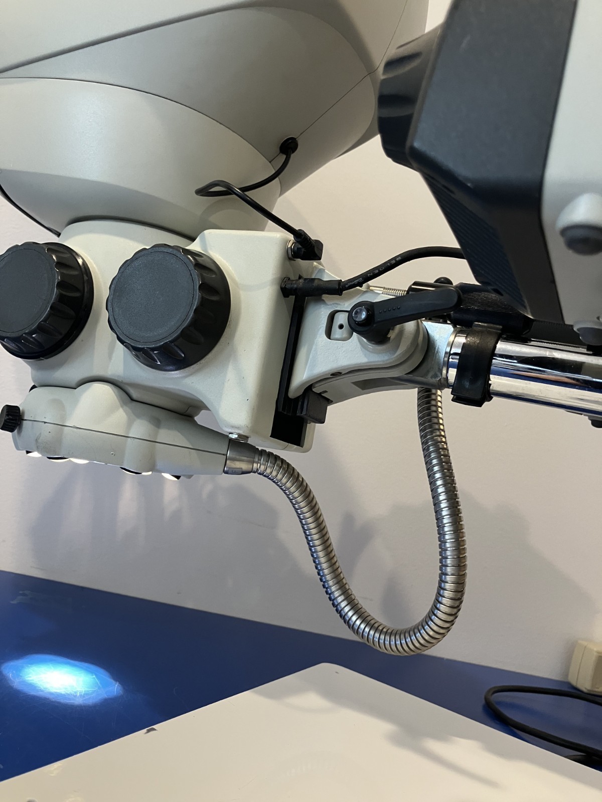 15494 Vision Lynx dynascope .7x-40x microscope