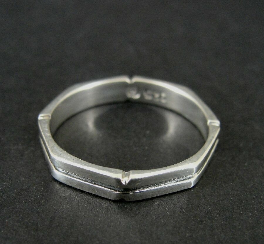 SU Ring Silver Squared Off Lined Band Sterling 925 Size 8 Band Ring
