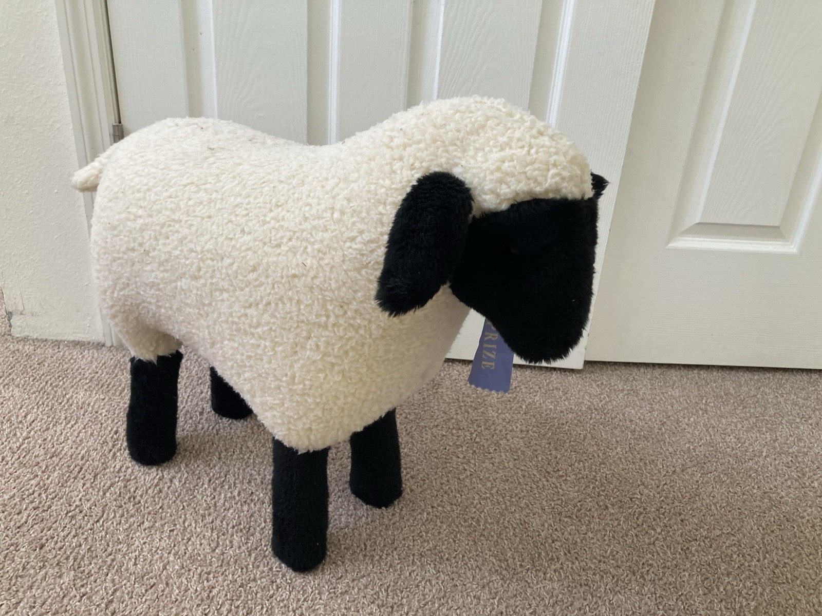 Footstool Bench Sheep The Hen House Rare Very Clean