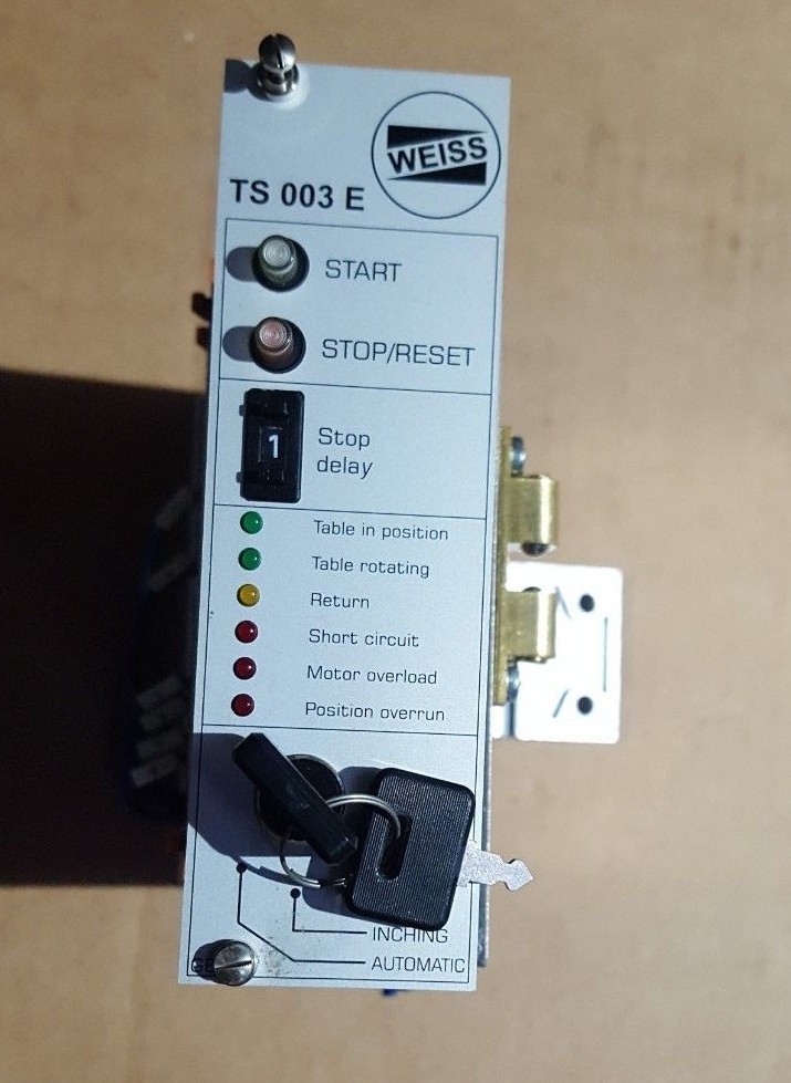 WEISS TS003E ROTARY INDEXING TABLE CONTROLLER W/ WEISS TS004K2 MOUNT & KEYS  (BR