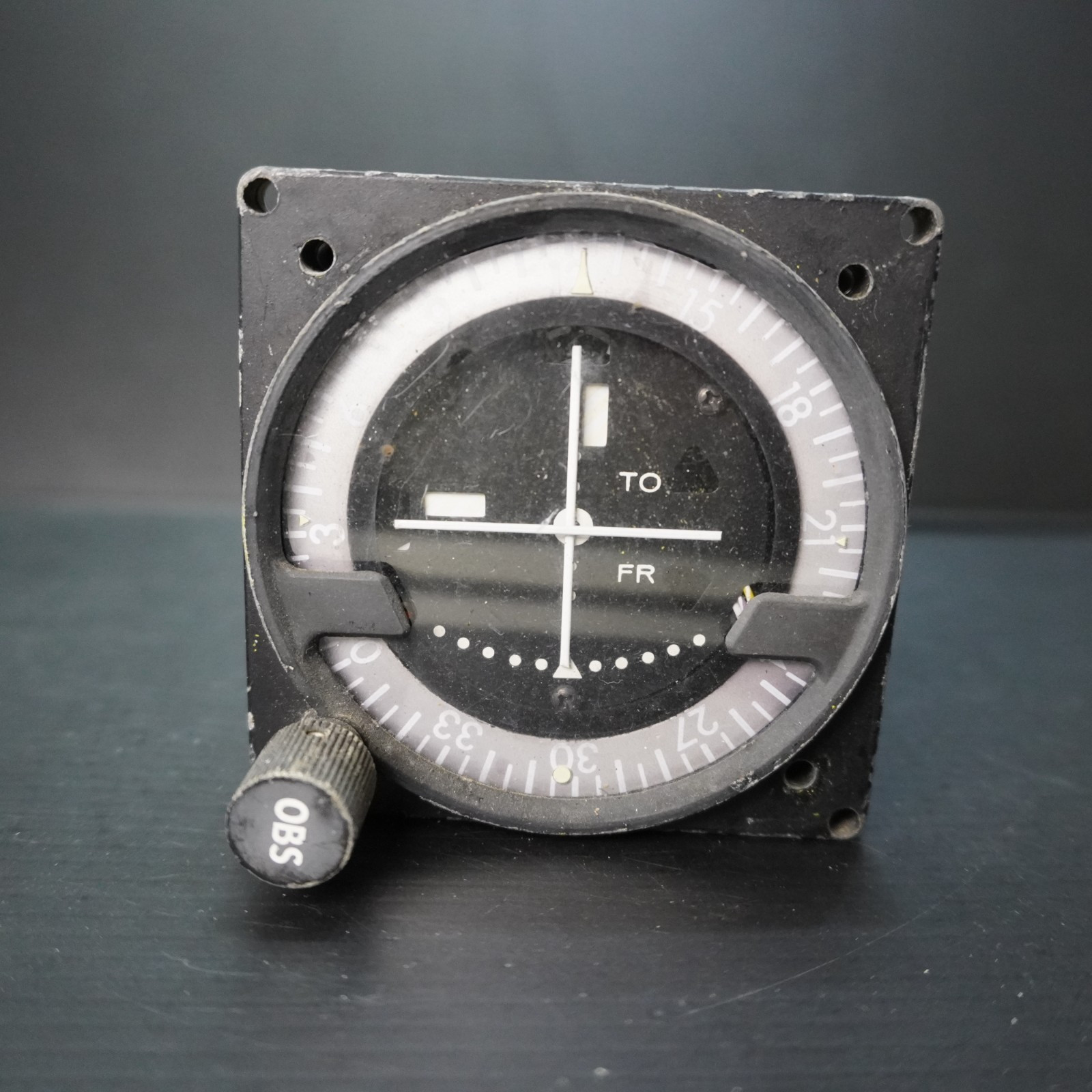 King Radio Corp KI-211C Course Selector Indicator PN 069-1010-04.