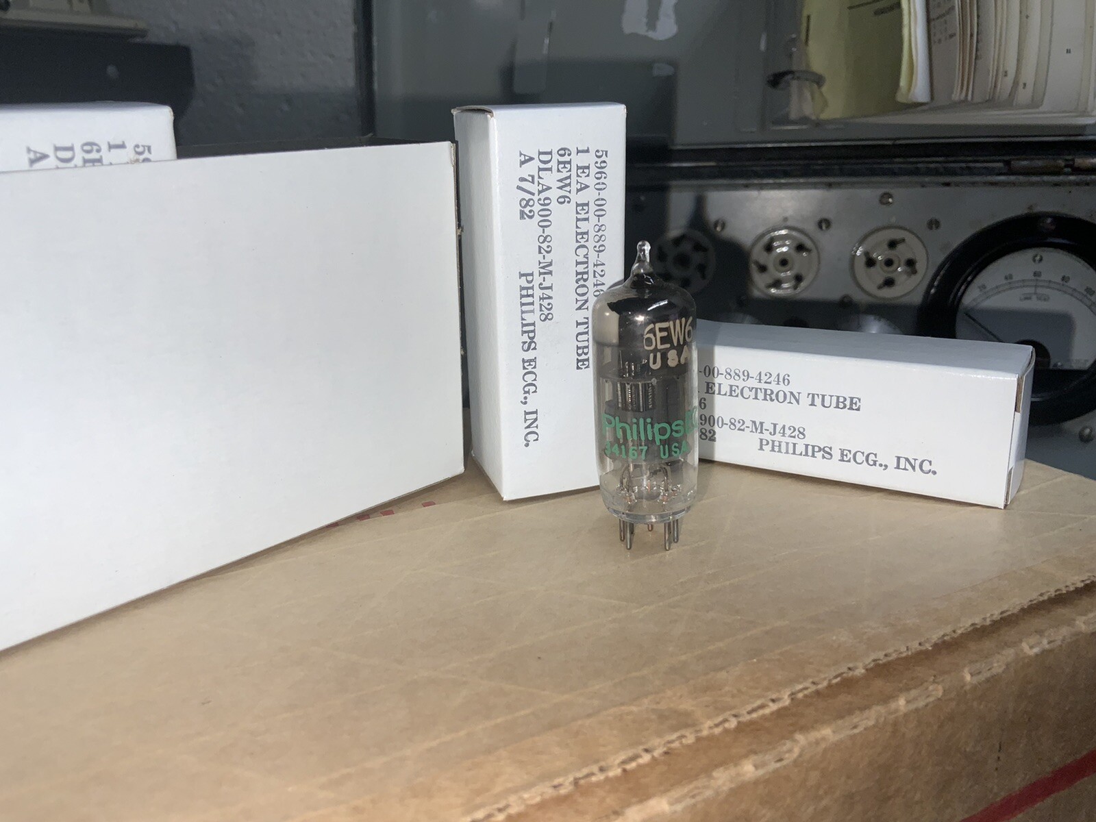 NEW OLD STOCK 5 PHILIPS ECG 6EW6 Vacuum Tube  -NIB NOS - USA