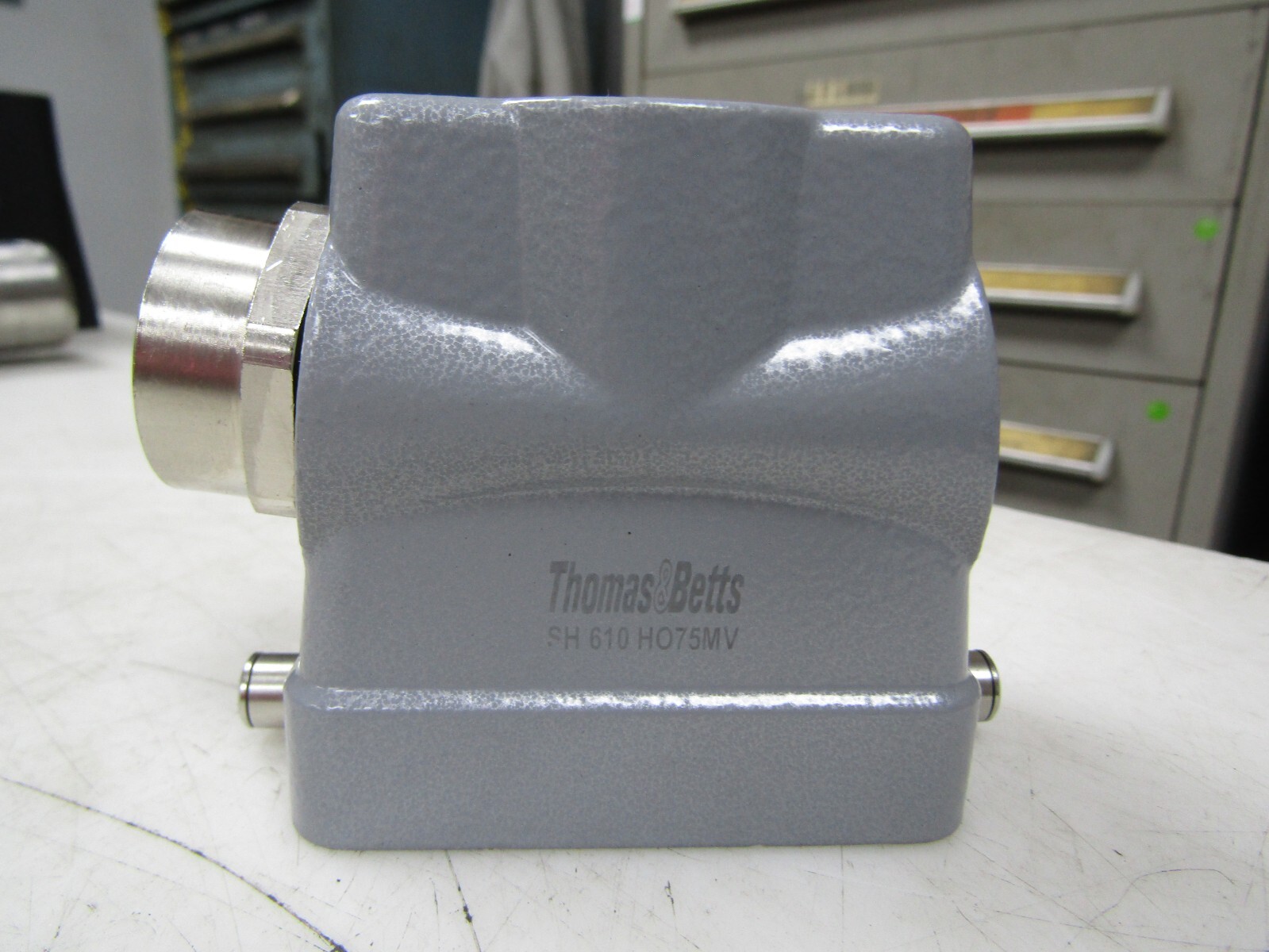 💥NEW THOMAS & BETTS SH610HO75MV SINGLE LOCK SYSTEM