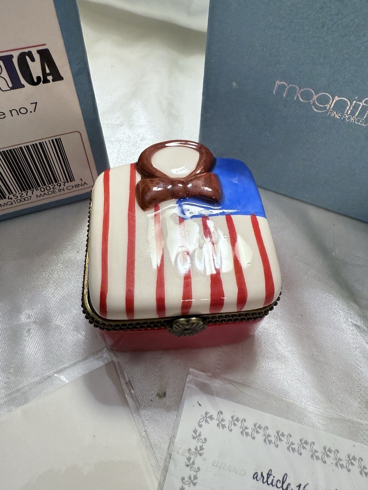 Trinket Box T-Shirt Wear America Magnifique by Art Form #7 w/ Certificate & Box