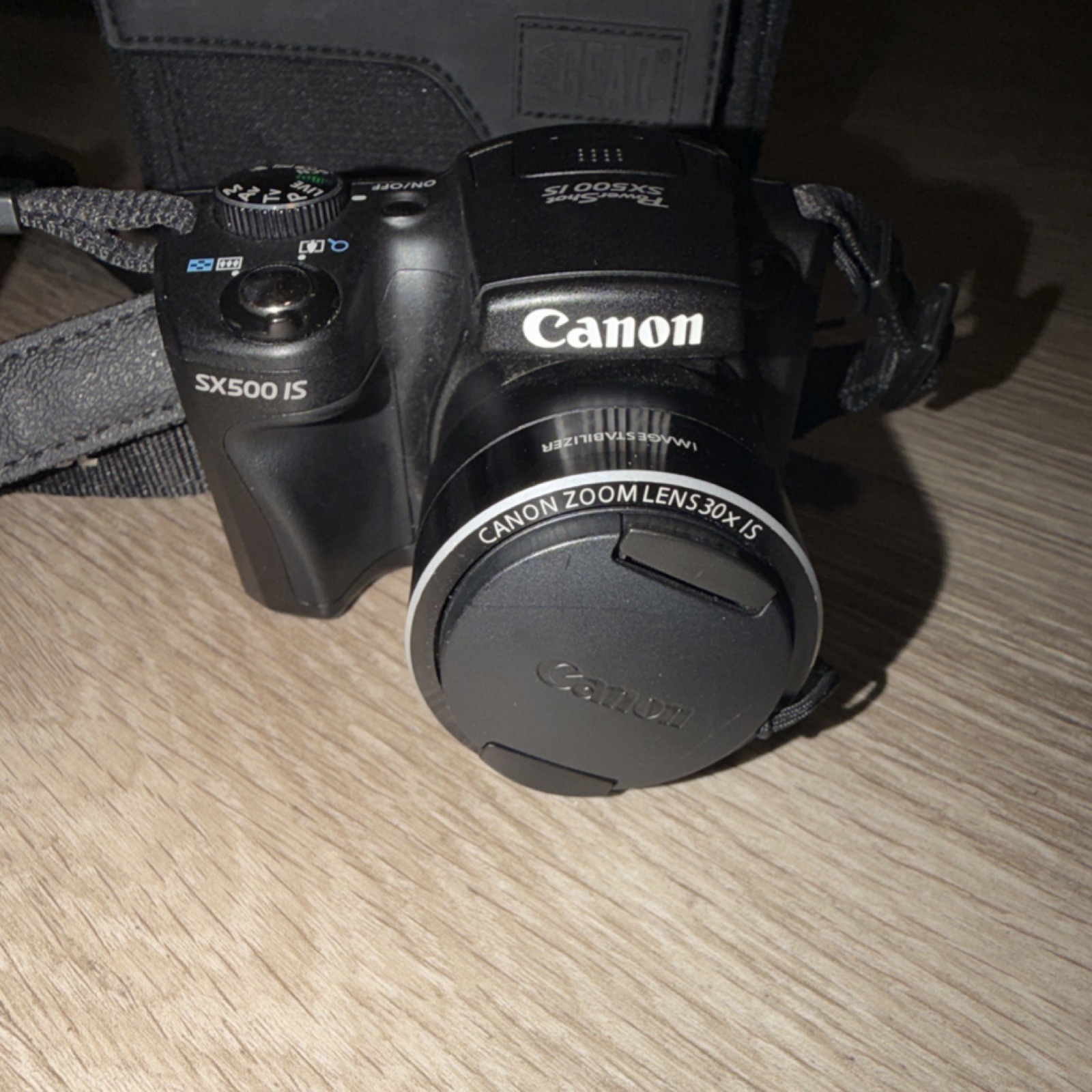 Canon SX500 IS Camera and Bundle with XIT Bag and goodies