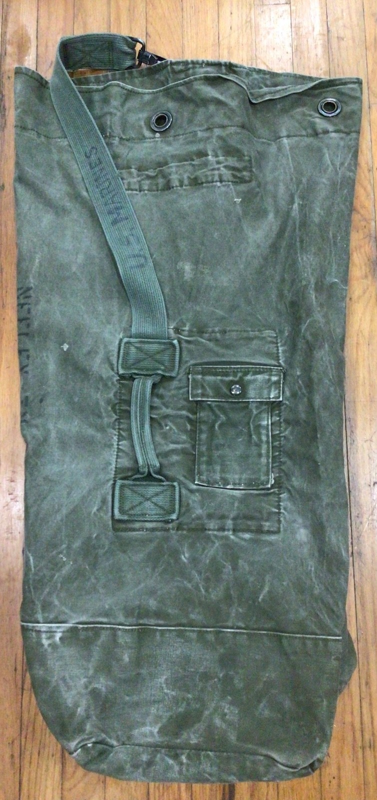 Vintage Vietnam War Era USMC OD Green Military Heavy Canvas Duffle Bag