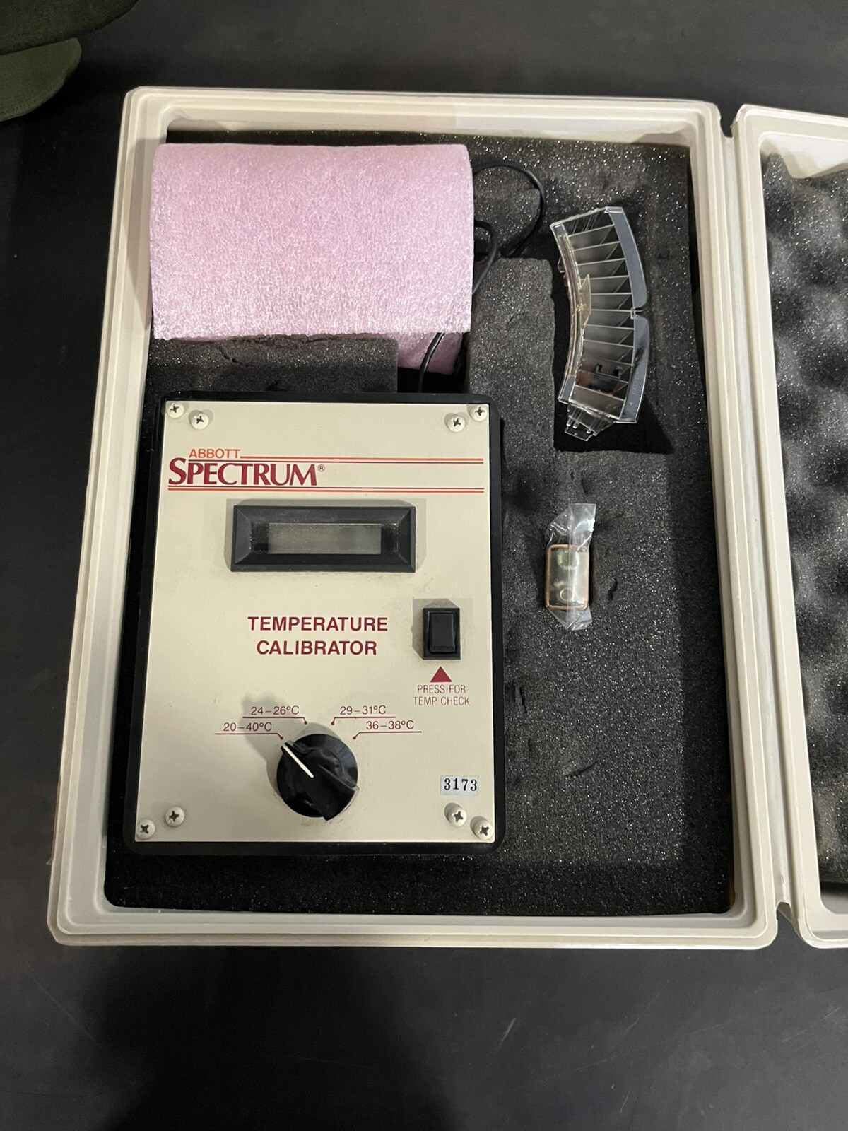 Abbott Spectrum temperature calibrator