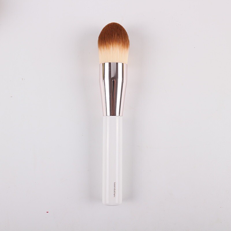 Set of 2 brushes, La Mer Powder and Foundation Brushes
