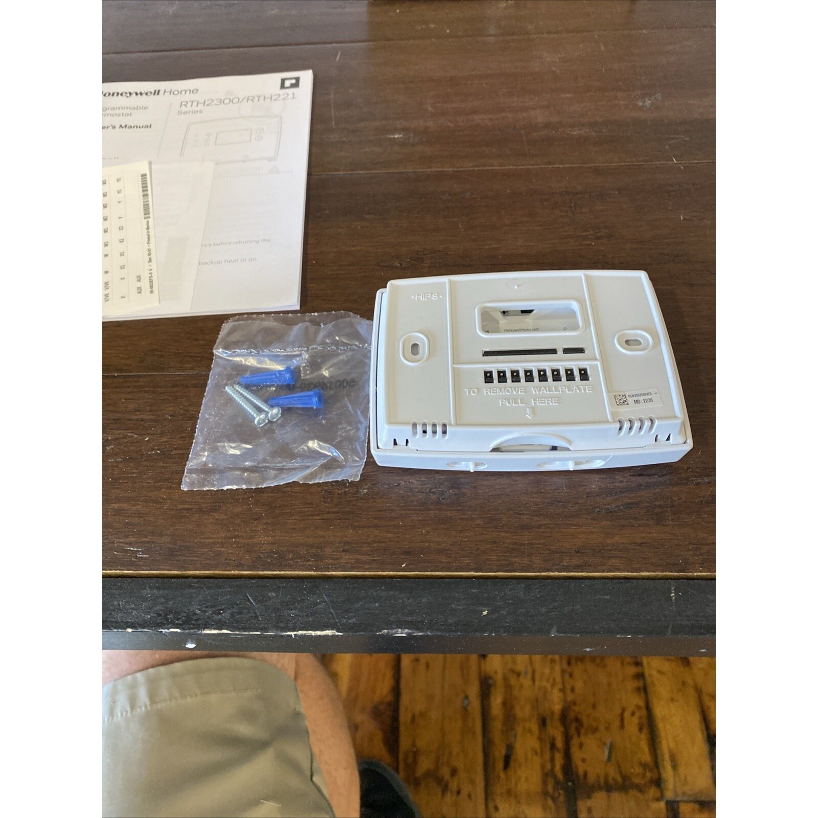 Honeywell 5-2 Day Programmable Thermostat (RTH2300B1038)