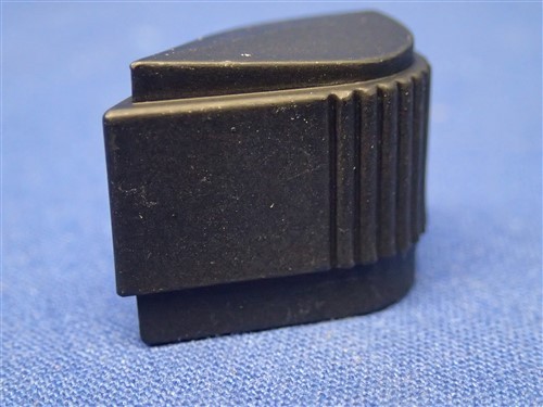 CUTLER KNOB MS91528-1K2B 1.36 DIA, .250 SHAFT  NEW OLD STOCK NOS