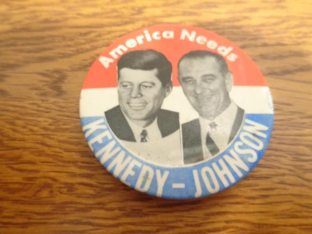 RARE Political 1960 Campaign 2" Pinback Button AMERICA NEEDS KENNEDY JOHNSON