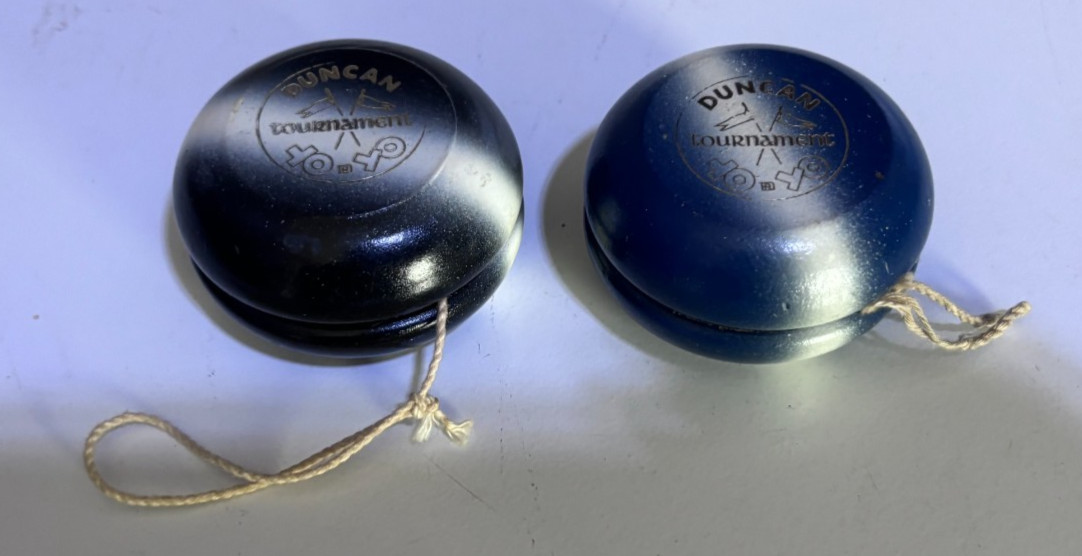 Vintage Duncan Super Tournament Tops YoYo,blue-black with white stripes