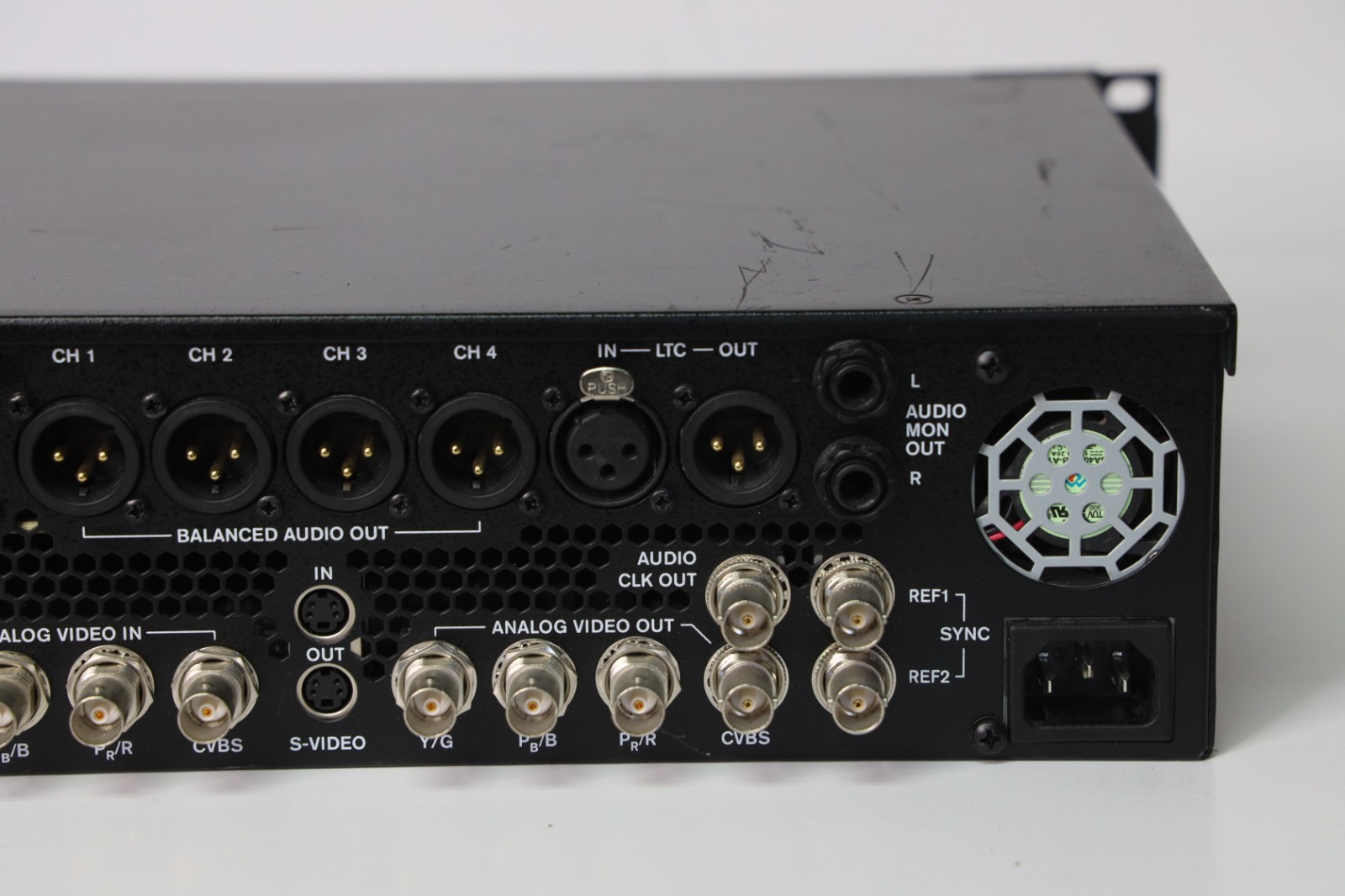 Avid Technology 7020 - 30008 - XX Audio Video Interface Box