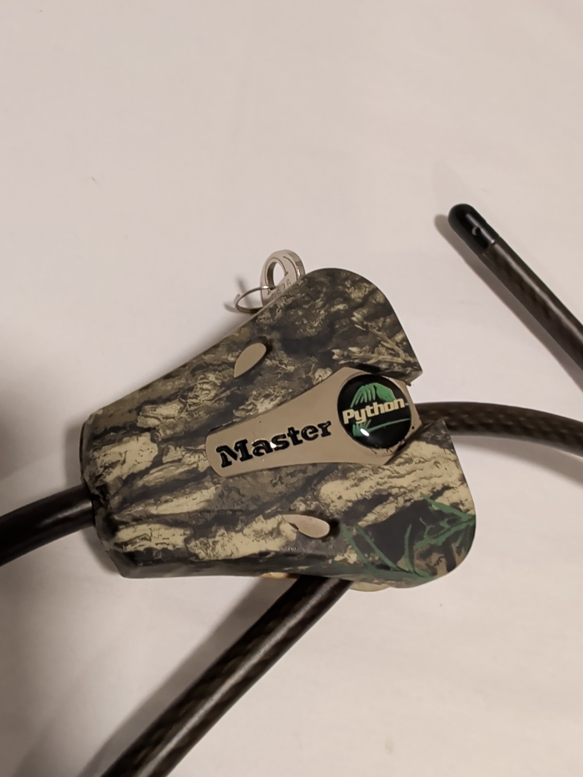 Master Lock Python Adjustable Locking Cable - Camo With Key