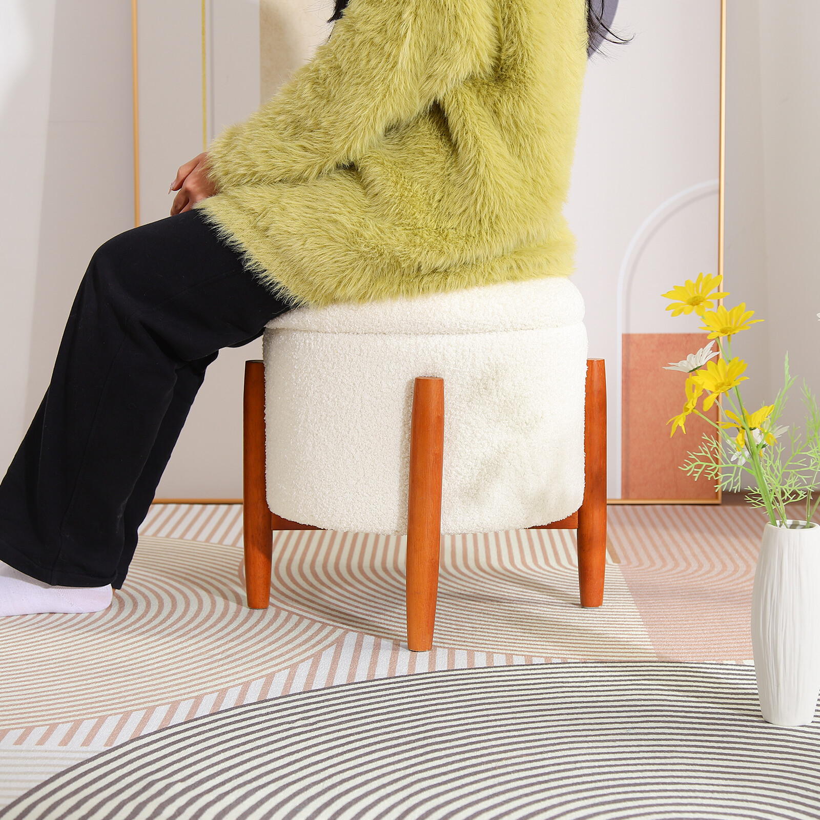 Livingroom Round Storage Ottoman Modern Teddy Velvet Footstool with Wood Legs